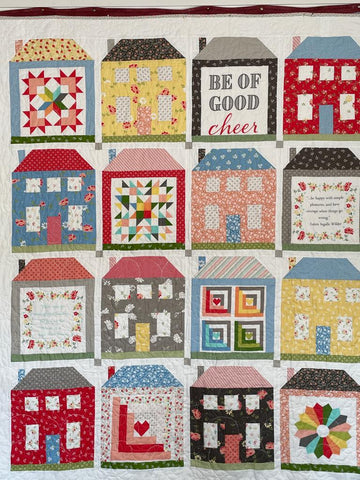 REDUCED TO £51.99  Country Houses Quilt - Whole Quilt Top Kit  - PRE-CUT