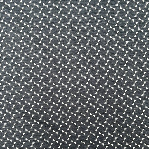 Stof Nellies Shirtings - Grey with White triangles - 4512-668 Fabric
