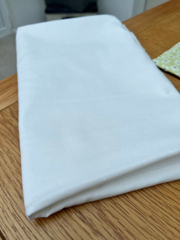Sale Fabric 64: Plain White Fabric Remnant 1m" x 45"