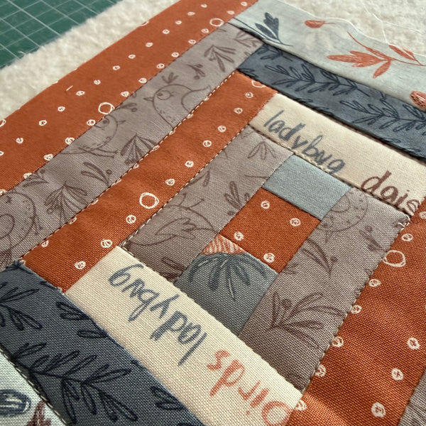 Little Courthouse Steps Patchwork Mat Pattern  - Digital Download