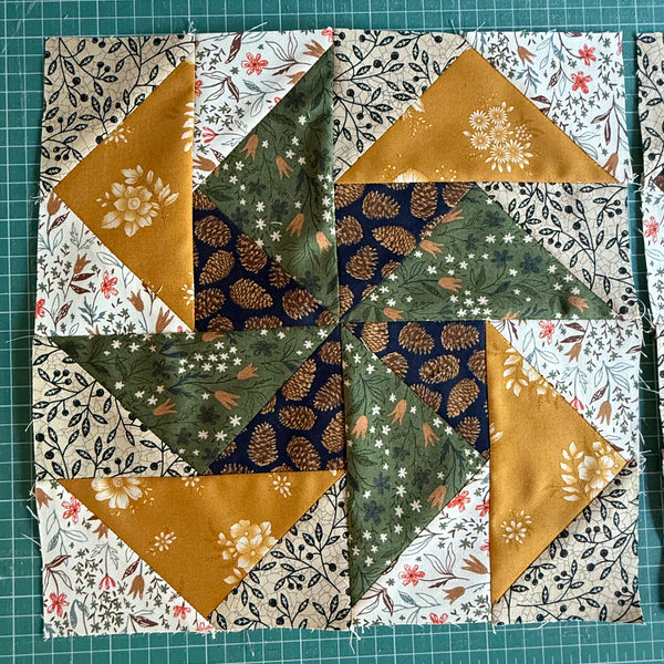 NEW Autumn Pinwheel Table Runner Kit - Pre-cut