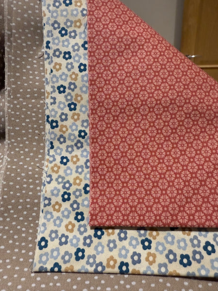 NEW ⭐️ £12 Tuesday ⭐️ Floral Fabric Bundle 2  - 3 x 1/2m