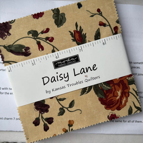 NEW ⭐️ £12 Tuesday ⭐️  Moda Daisy Lane by Kansas Troubles - Charm Pack PLUS FREE Pattern
