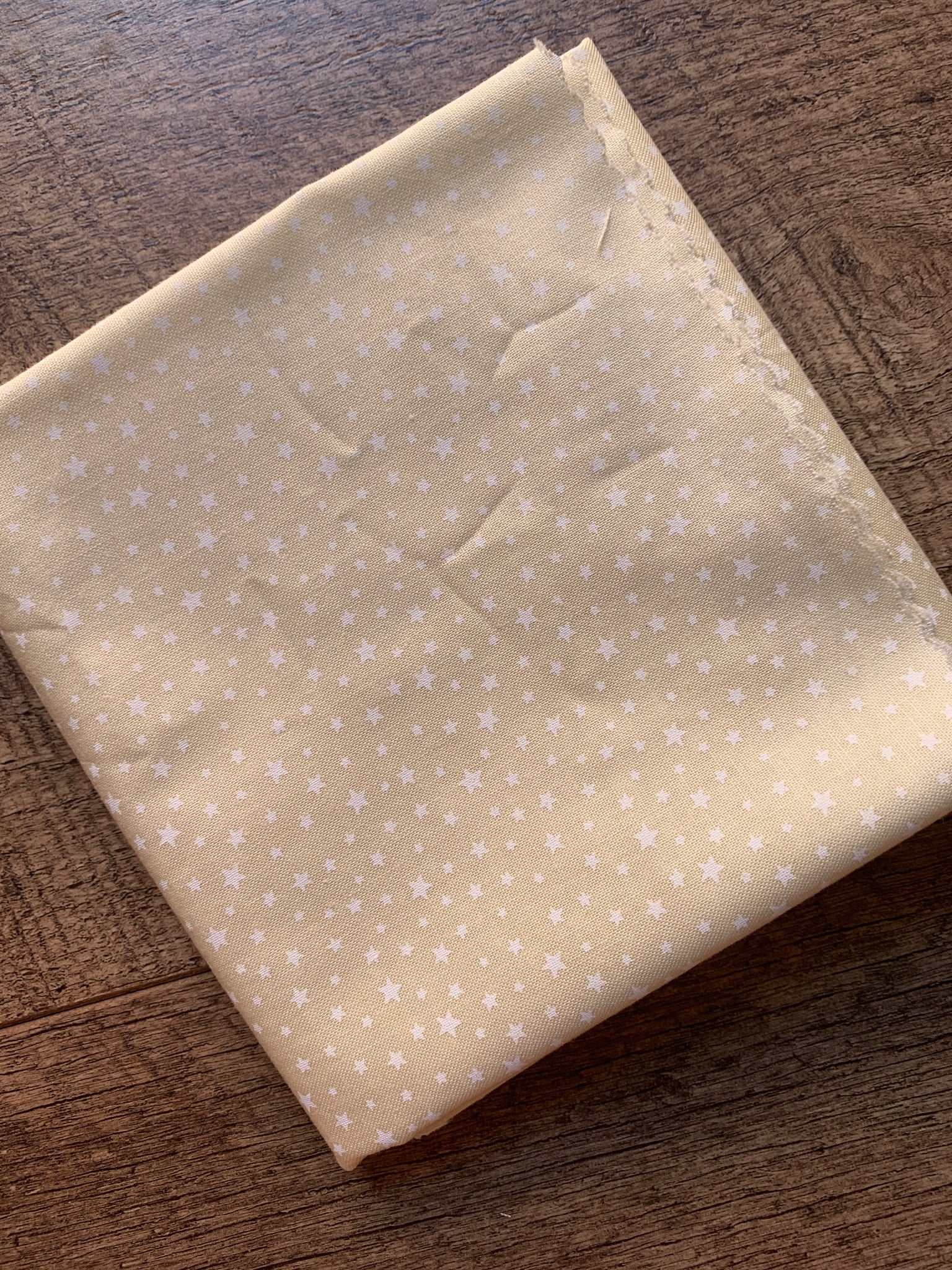 Sale Fabric 155 :  Cream with white stars Remnant 17" x 45"