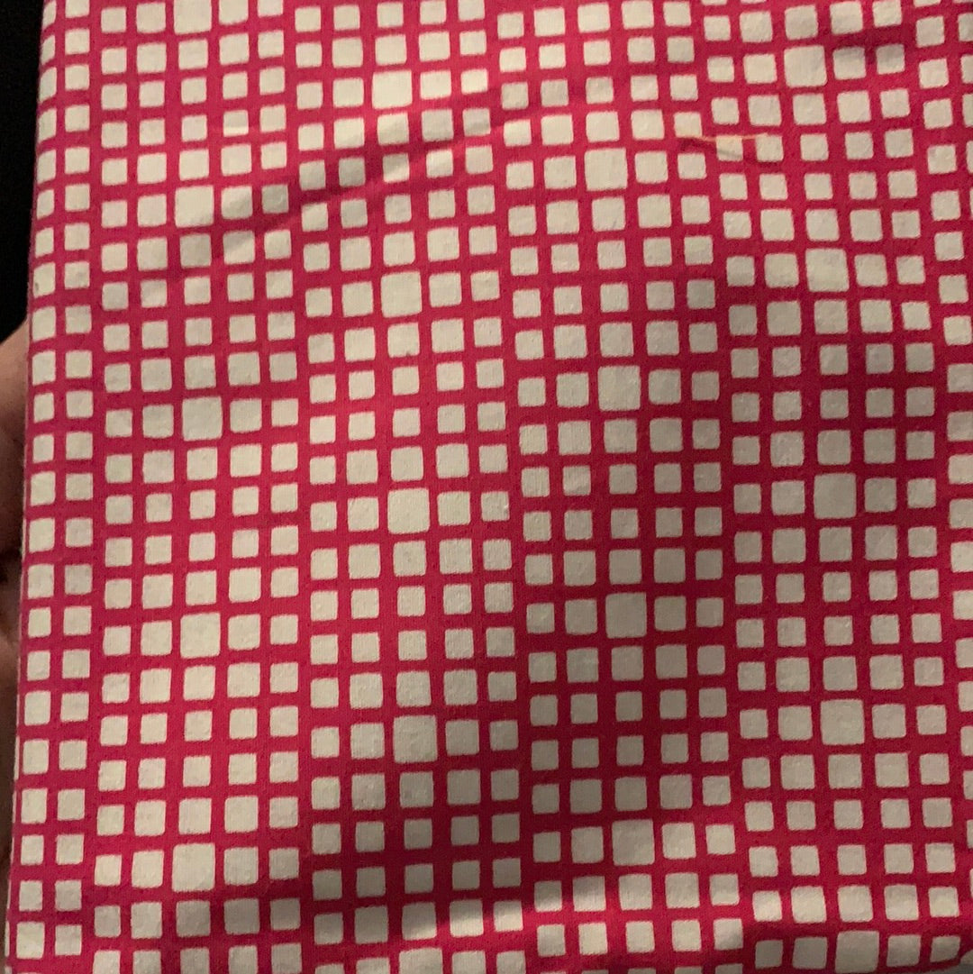 Sale Fabric 137 : Pink Squares 1/2m 20" x 45" approx
